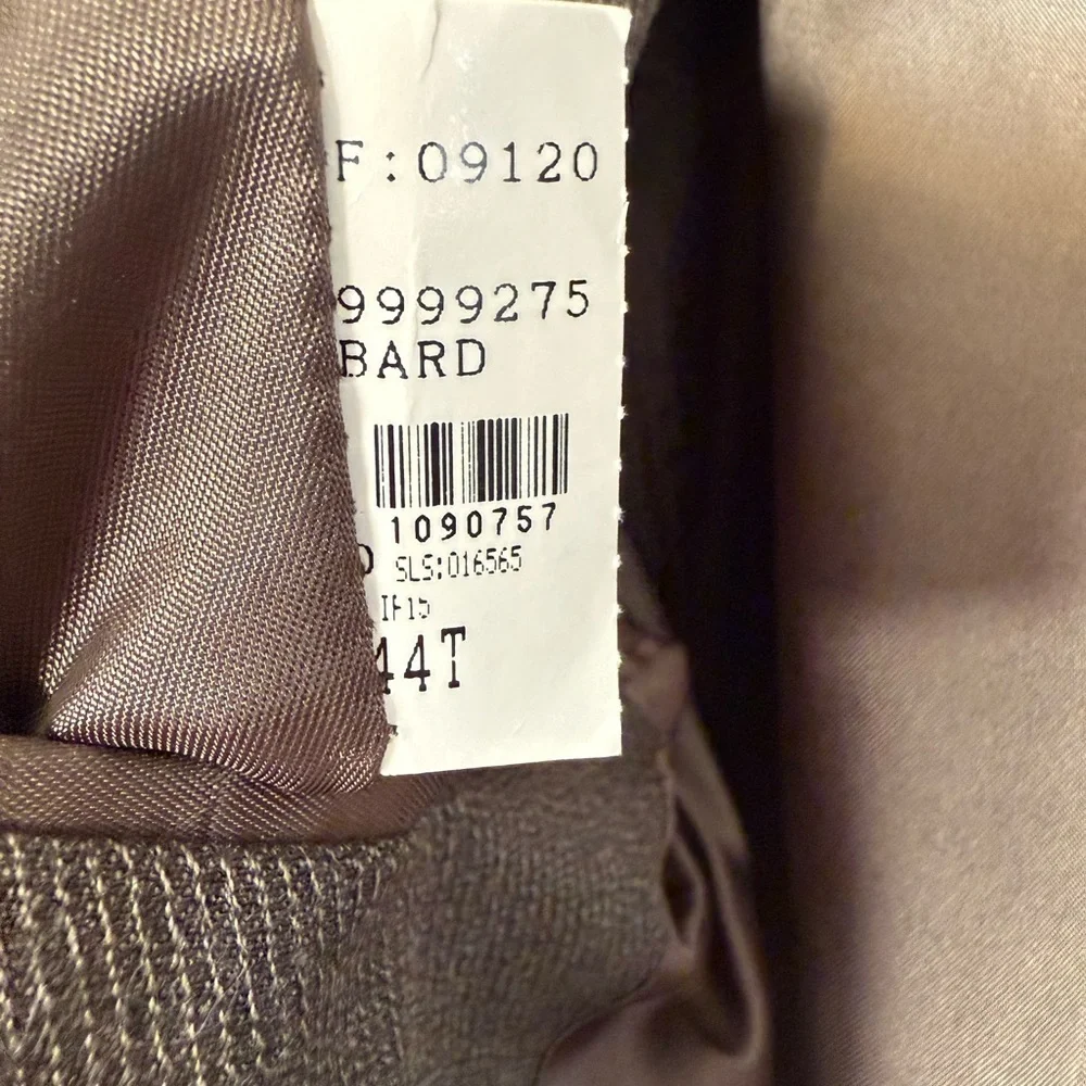 Bachrach Men's Three Button 100% Wool Classic Sports Coat Blazer Size 44T Taupe
